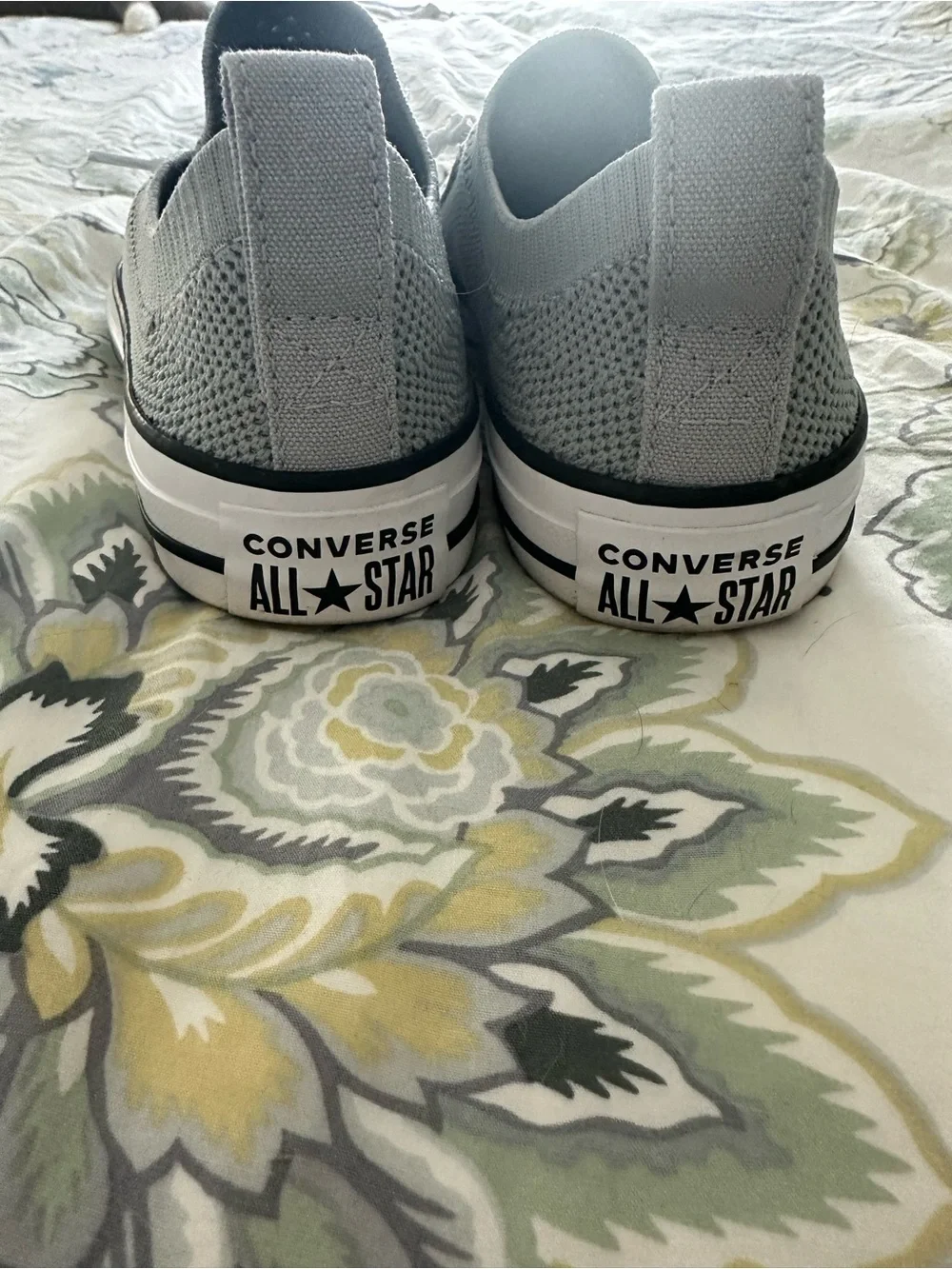 Converse kids low